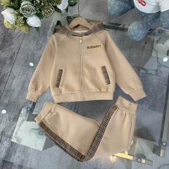 Burberry Kid 0906