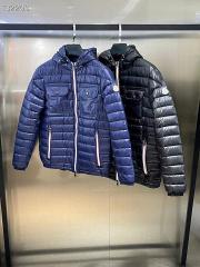 Moncler sz1-5 26yr59