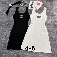 MiuMiu S-XL 124