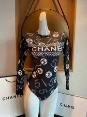 Chanel S-XL x01