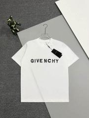 Givenchy T Shirt m6t
